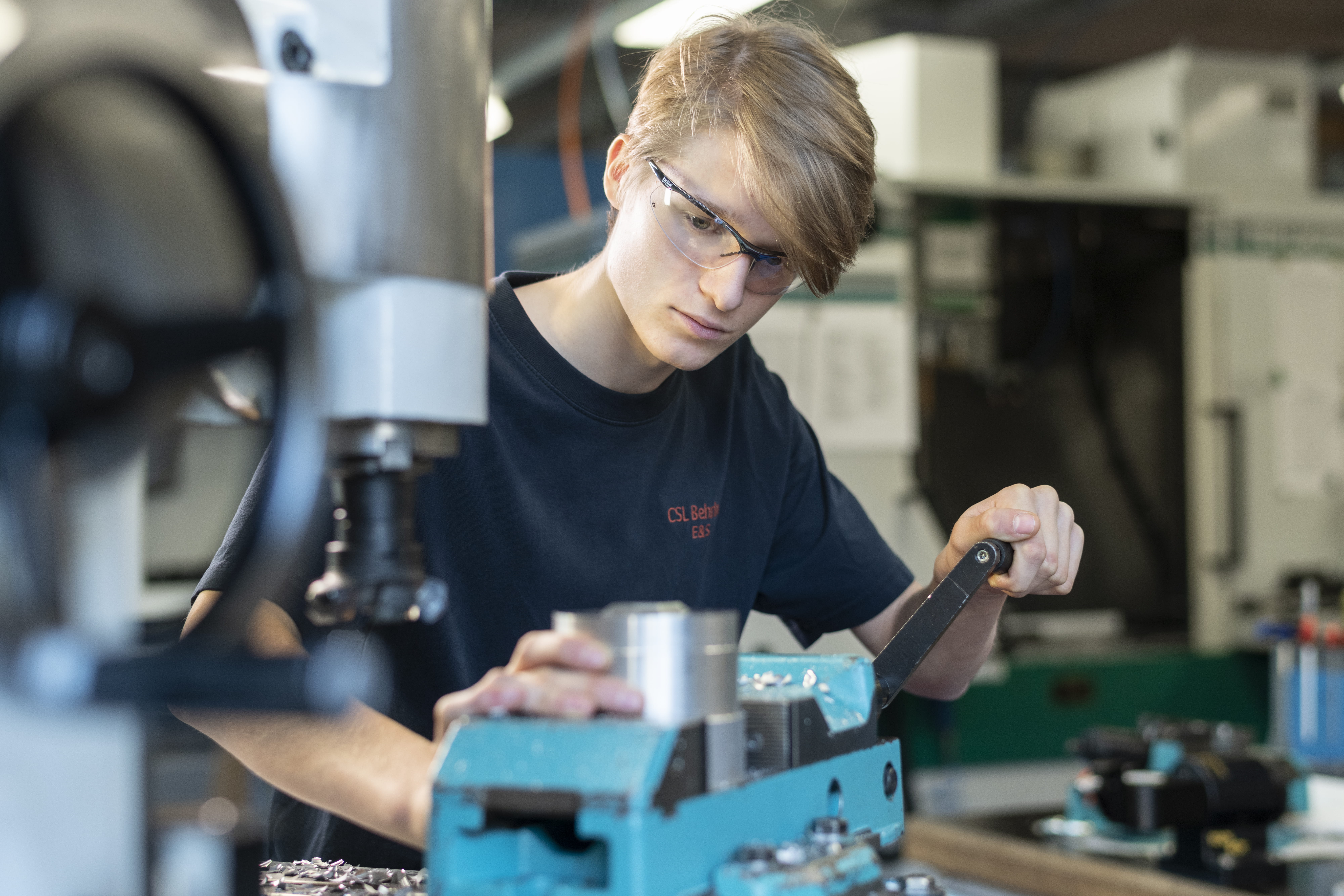 Polymechaniker Lernender