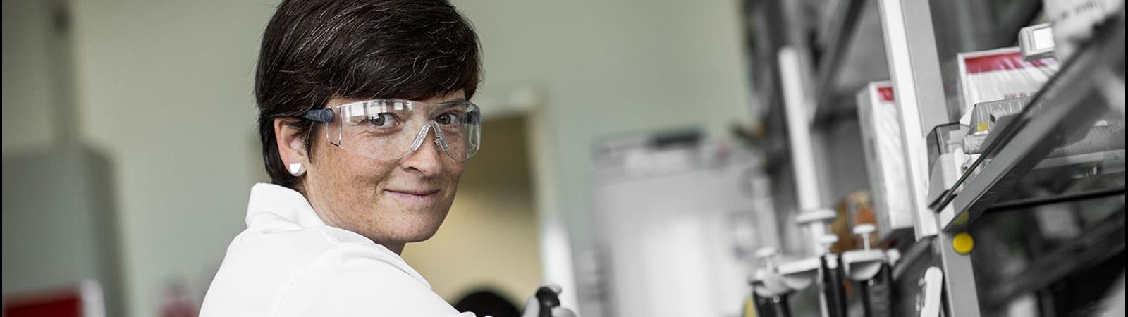 CSL Behring Bern employee Corinne Steiner in a lab